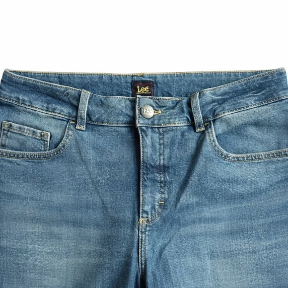 Lee Women's Plus Size Bootcut Jeans 16W Short Mid Rise Blue Denim - Picture 4 of 10
